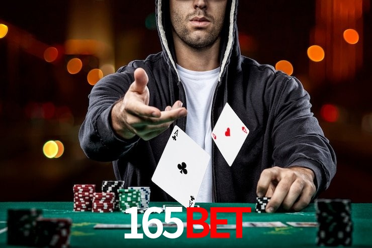 Apostas com odds competitivas na 165bet